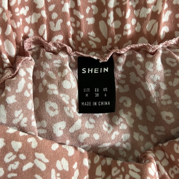 Pink and White Floral Tie Mini Skirt - Picture 3 of 4